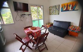 Apartamento duplex novo no Perequê Açu - Condomínio de frente ao mar